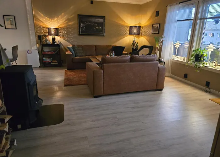 Koselig Og Moderne Leilighet, Meget Sentralt I Narvik Med Gratis Parkering!